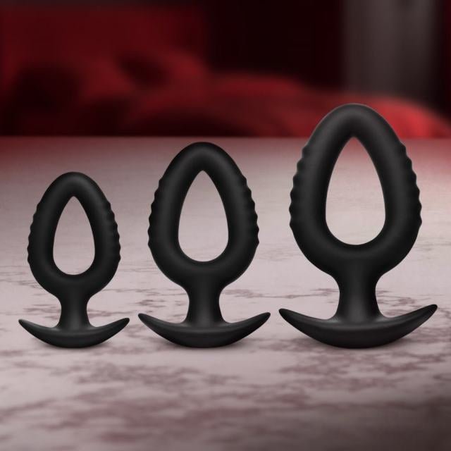Black 3 Piece Flexible Plug Set - Heatwave Books