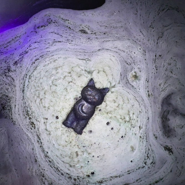Lunar Kitty Crystal Bath Bomb - Crystal Bar Soap