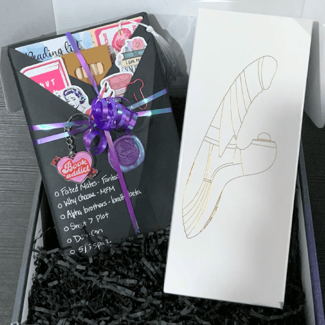 Spicy Book Box with Hints 178 - Heatwave Books