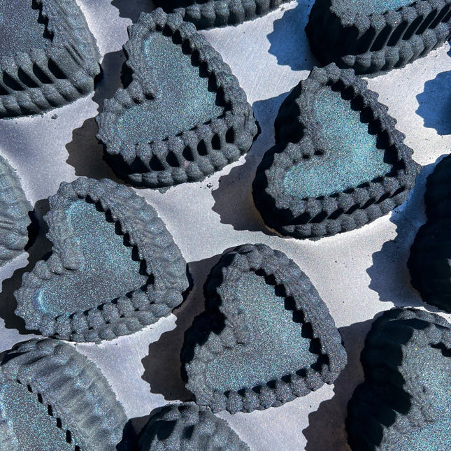 Velvet Tier Heart Crystal Bath Bomb - Crystal Bar Soap